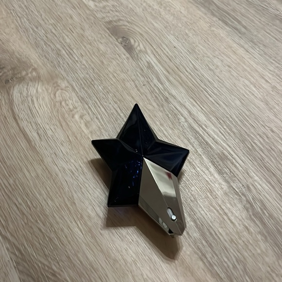 Empty Fragrance Bottle - Picture 6 of 6